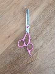Load image into Gallery viewer, Kashi Shears Hair Scissors Set,  Cutting Shears (P-3460) and Thinning Shears (P-3430T) Japanese Stainless Steel, Pink Color,