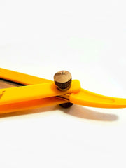 Load image into Gallery viewer, Kashi RY-114 Straight Razors Blade Yellow Color