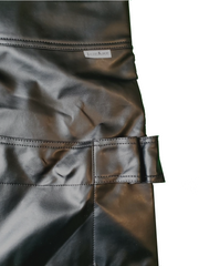 Load image into Gallery viewer, Professional Hairdressing Skirt Scissors Holster, Black color